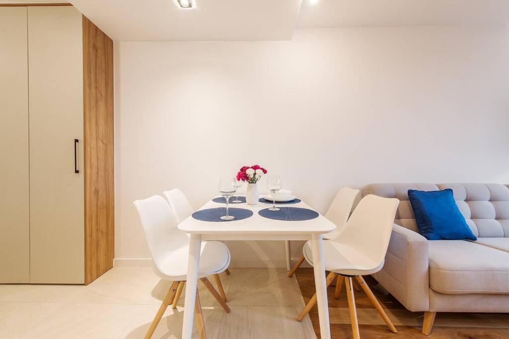 Rondo Onz P&O Serviced Apartments وارسو المظهر الخارجي الصورة