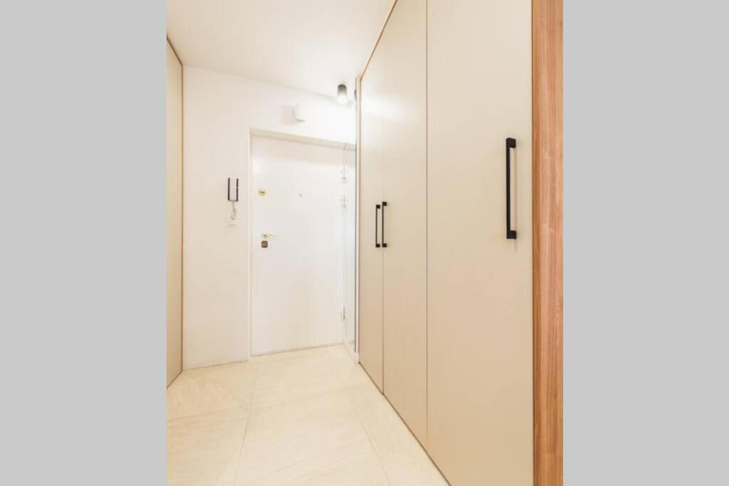 Rondo Onz P&O Serviced Apartments وارسو المظهر الخارجي الصورة