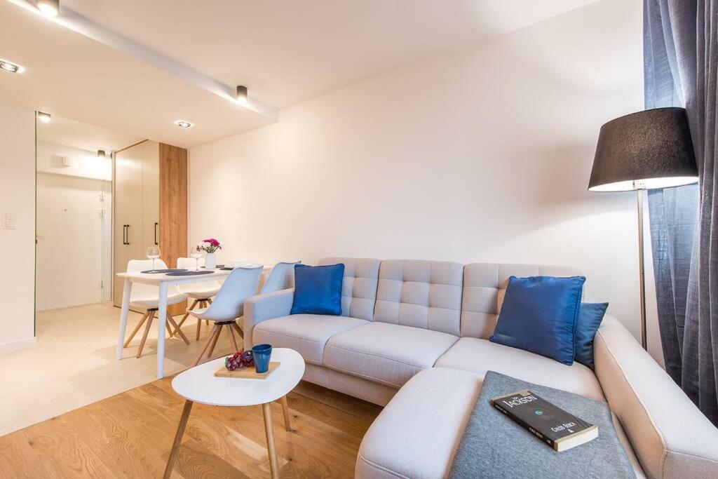 Rondo Onz P&O Serviced Apartments وارسو المظهر الخارجي الصورة